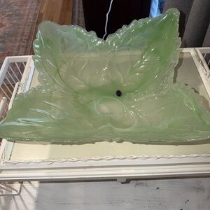 Elegant Murano Mint Green  Leaf-Shaped Glass Bowl